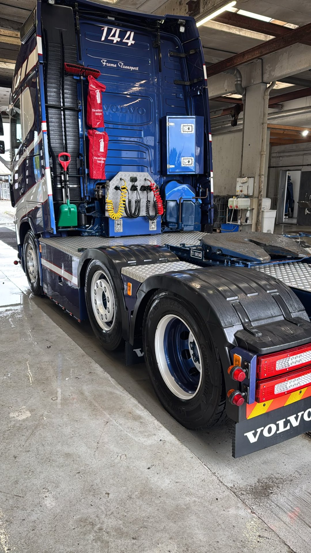 Volvo 144 Frema Transport efter vask