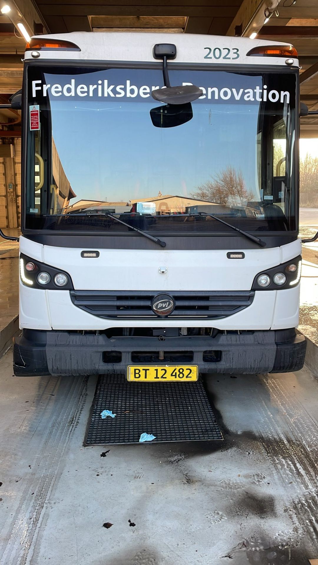 Busvask hos Olsens Vaskehal 1
