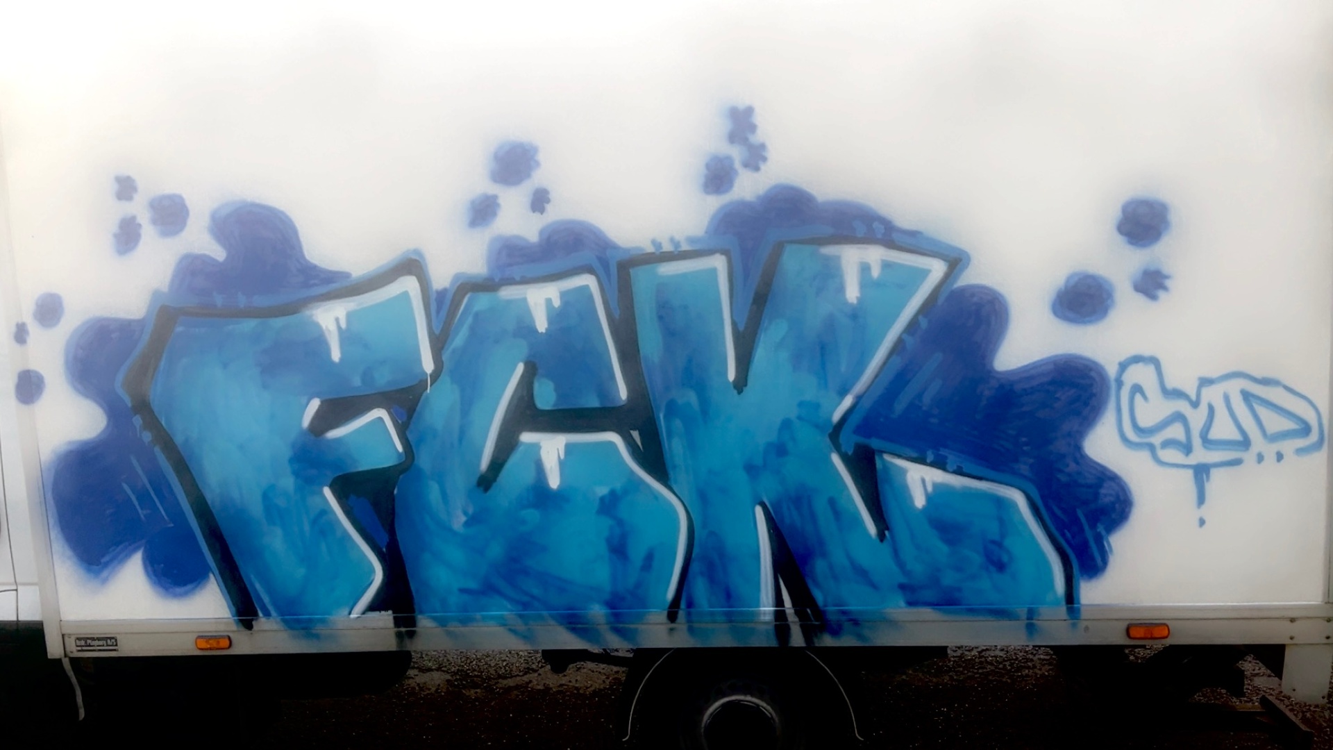 Graffitifjernelse hos Olsens Vaskehal 1