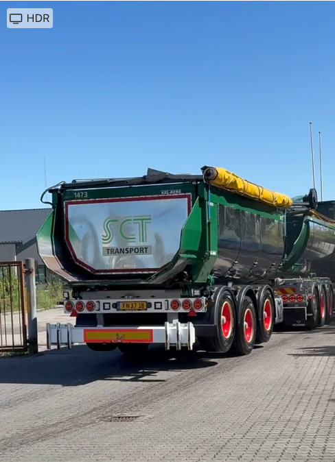 SCT Transport tiptrailer nyvasket